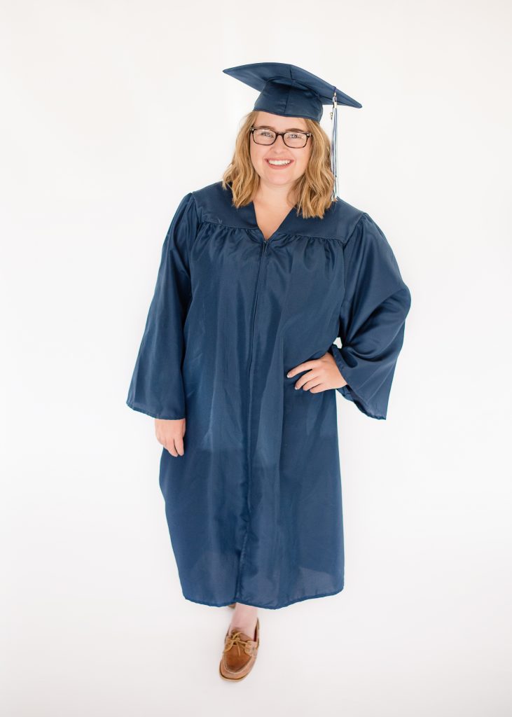 Brianna | Senior Session | Cap and gown