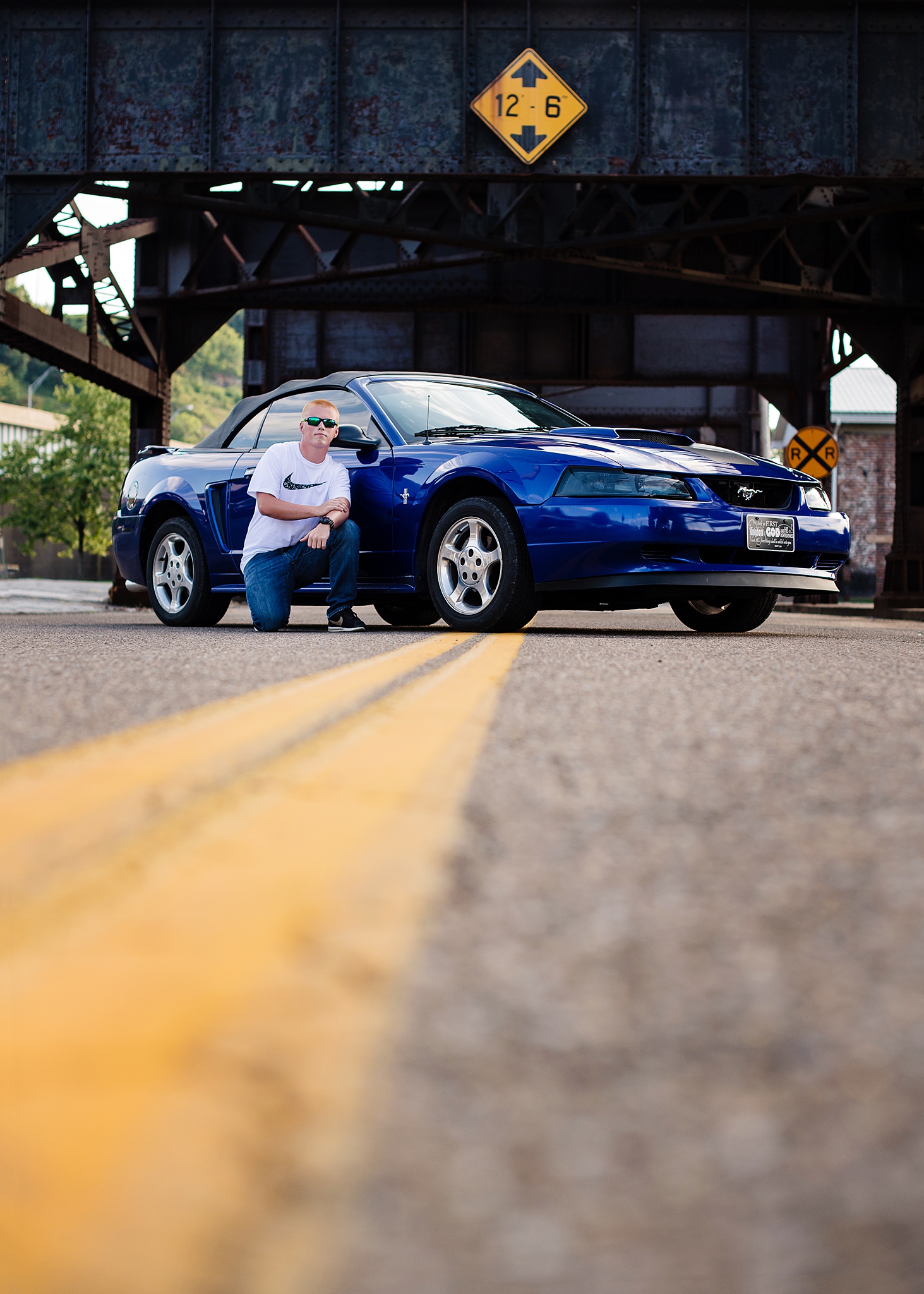 senior session | tyler and his car | lori pickens photography