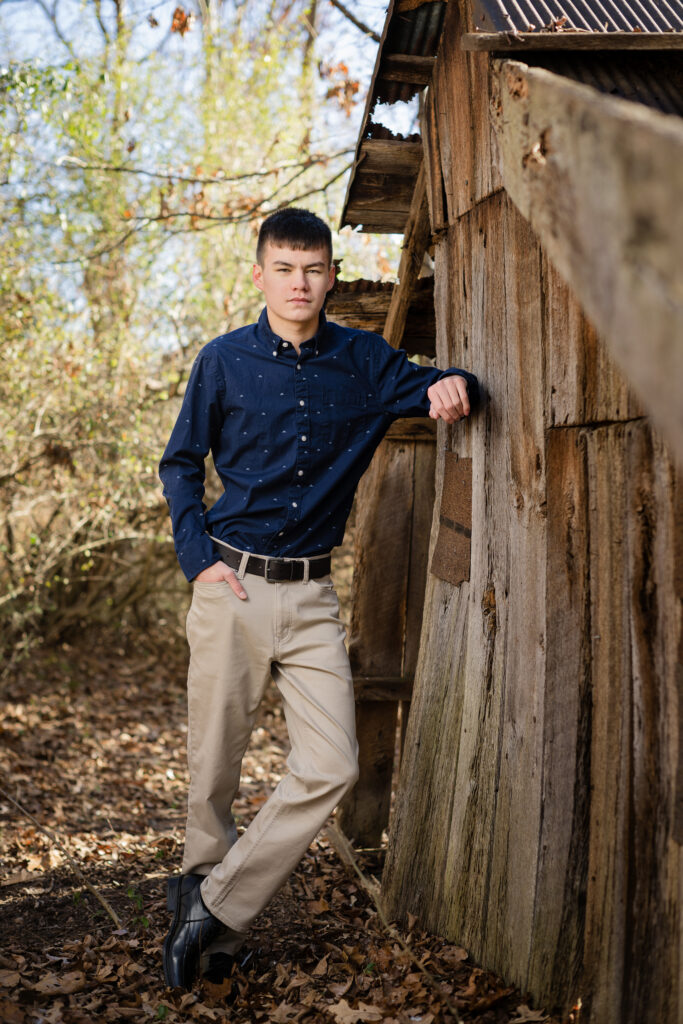 Senior Photography Mini Session Parkersburg, WV with Barn